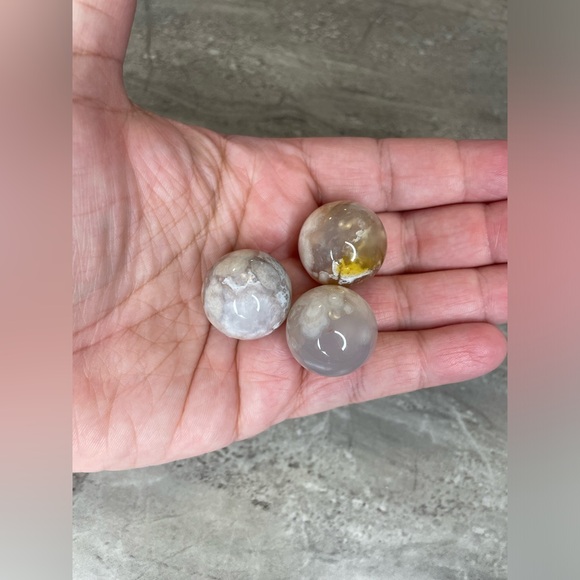 Flower Agate Sphere - Intuitively Choosen - Picture 1 of 2